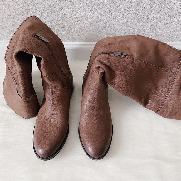 ✨New VINCE CAMUTO Patamina Leather Riding Boots - Picture 3 of 8